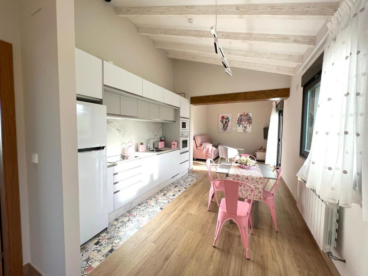 Ferienwohnung El Pueblin Del Pinar Navia Exterior foto