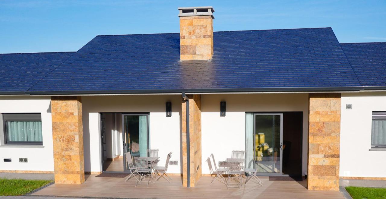 Ferienwohnung El Pueblin Del Pinar Navia Exterior foto